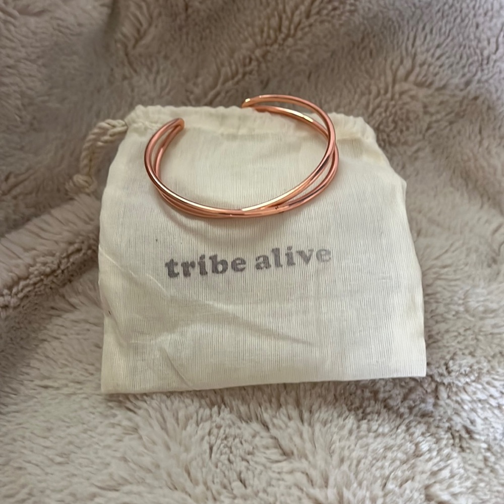 Tribe Alive Rose Gold Criss Cross Cuff - OS